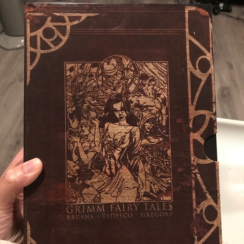 New condition Grimm’s Fairy Tales - volumes 1-6 graphic novels